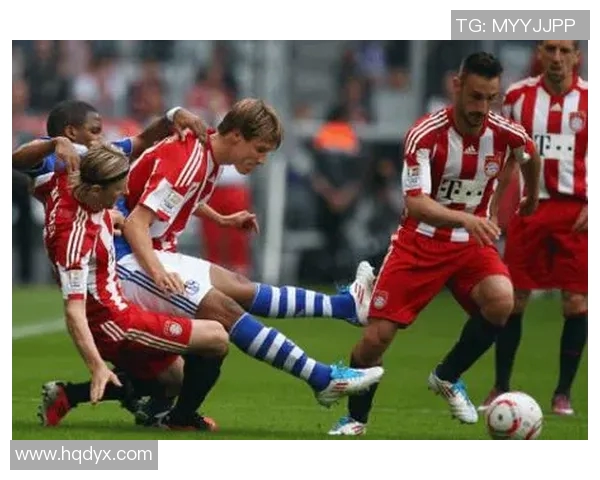 拜仁慕尼黑强势进攻埃因霍温展现球队实力与战术魅力